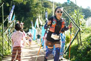 BIB: 2539
                            <button type="button" onclick="openModal(19045668)" class="btn btn-primary btn-sm float-right btn-popup" data-toggle="modal" data-target=".modal-high-quality">
                        <i class="fas fa-shopping-cart"></i> Add to Cart
                    </button>
                                            <button type="button" onclick="isThisMe(19045668, true)" class="btn btn-success btn-sm float-right btn-popup btn-isme hidden" data-toggle="tooltip" data-placement="bottom" title="นี่คือรูปของคุณใช่ไหม คลิกที่นี่เพื่อเอาเข้าอัลบั้ม">
                        <i class="fas fa-plus"></i> Add to album
                    </button>
                    <button type="button" onclick="isThisMe(19045668, false)" class="btn btn-warning btn-sm float-right btn-popup btn-isnotme hidden">
                        <i class="fas fa-ban"></i> Remove from album
                    </button>